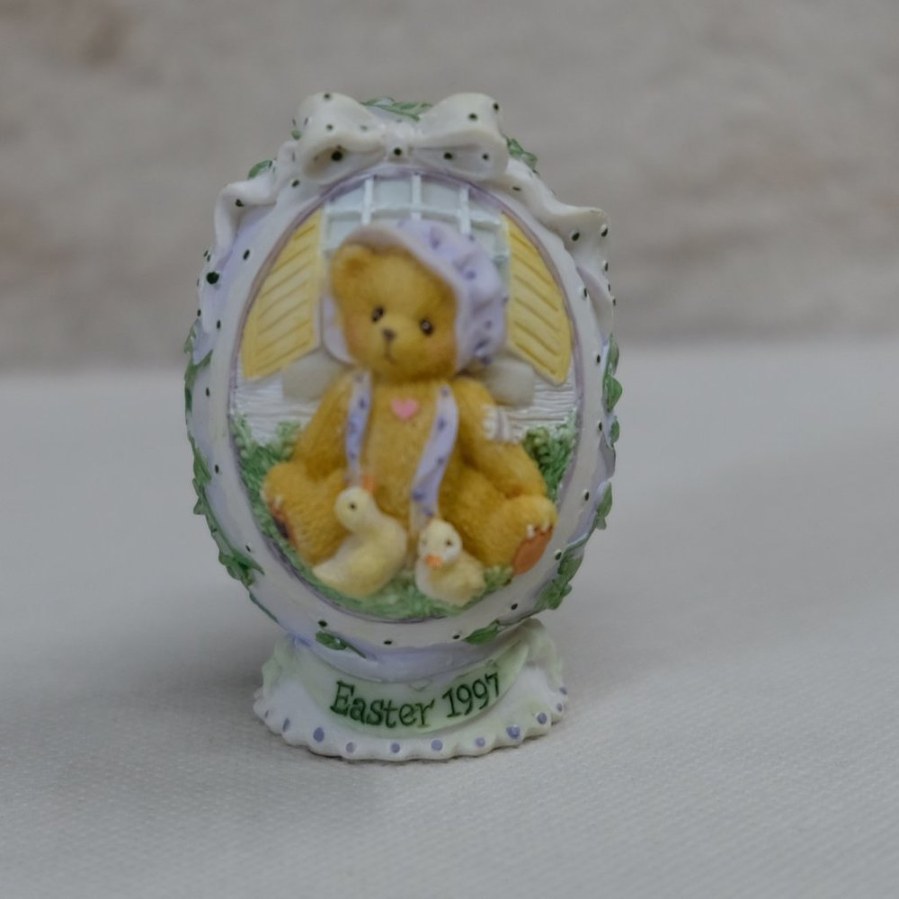 Cherished Teddies Dated 1997 Easter Egg